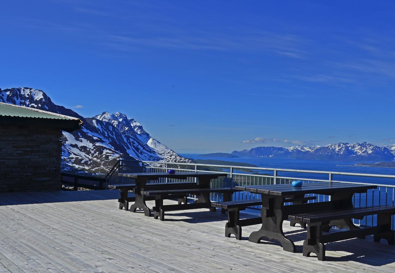 Gildetun Hotel Kvaenangsfjellet Exterior photo